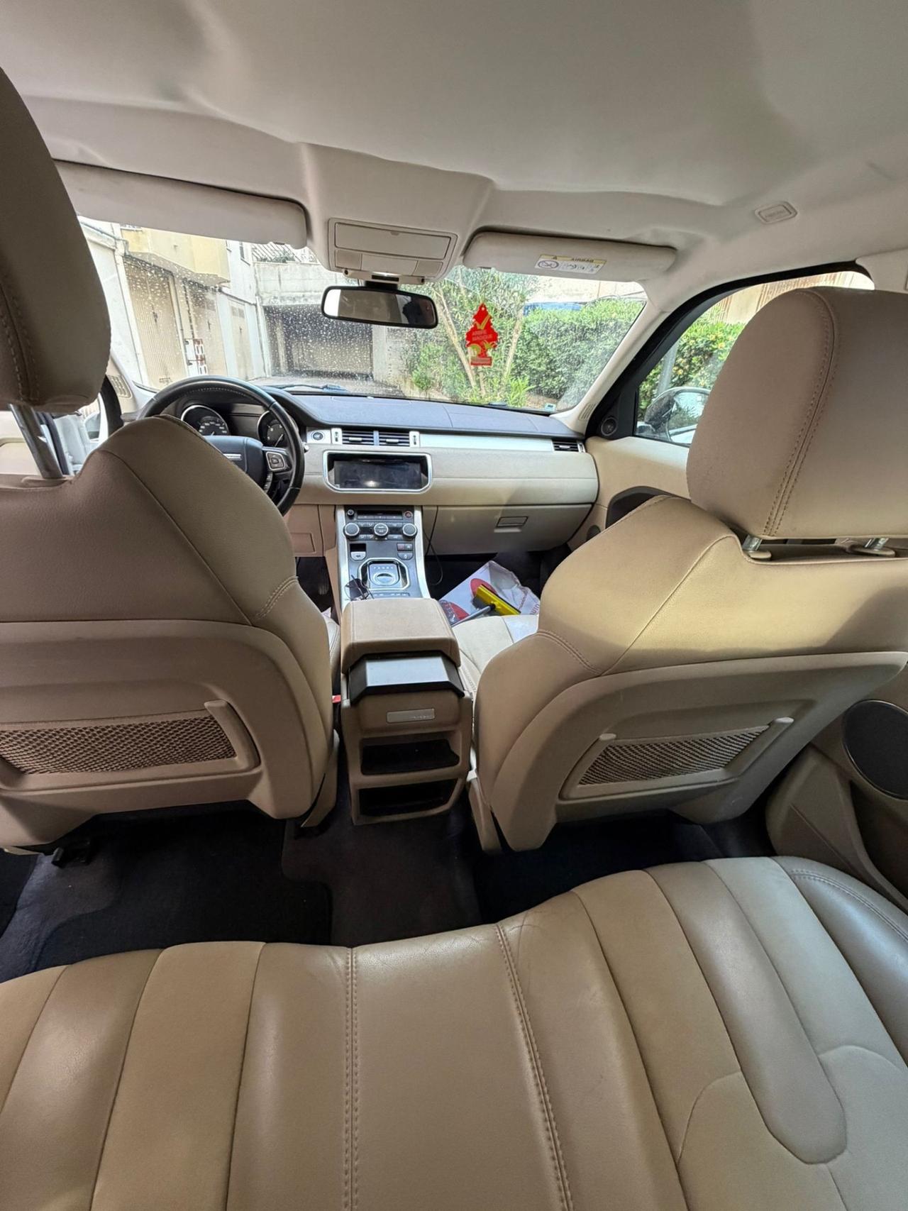 Land Rover Range Evoque 2.2 TD4 5p. British Edition Dynamic