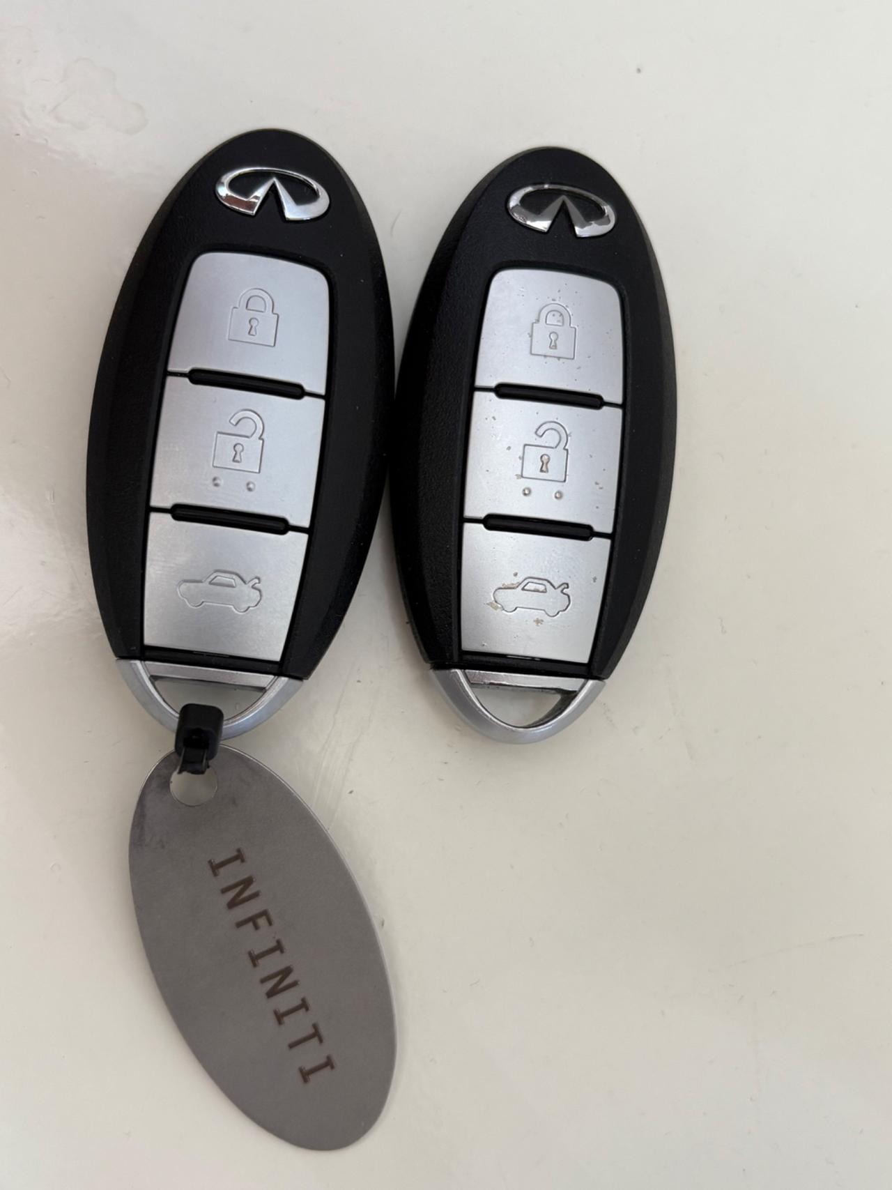 Infiniti Q50 S Hybrid 364CV 2013