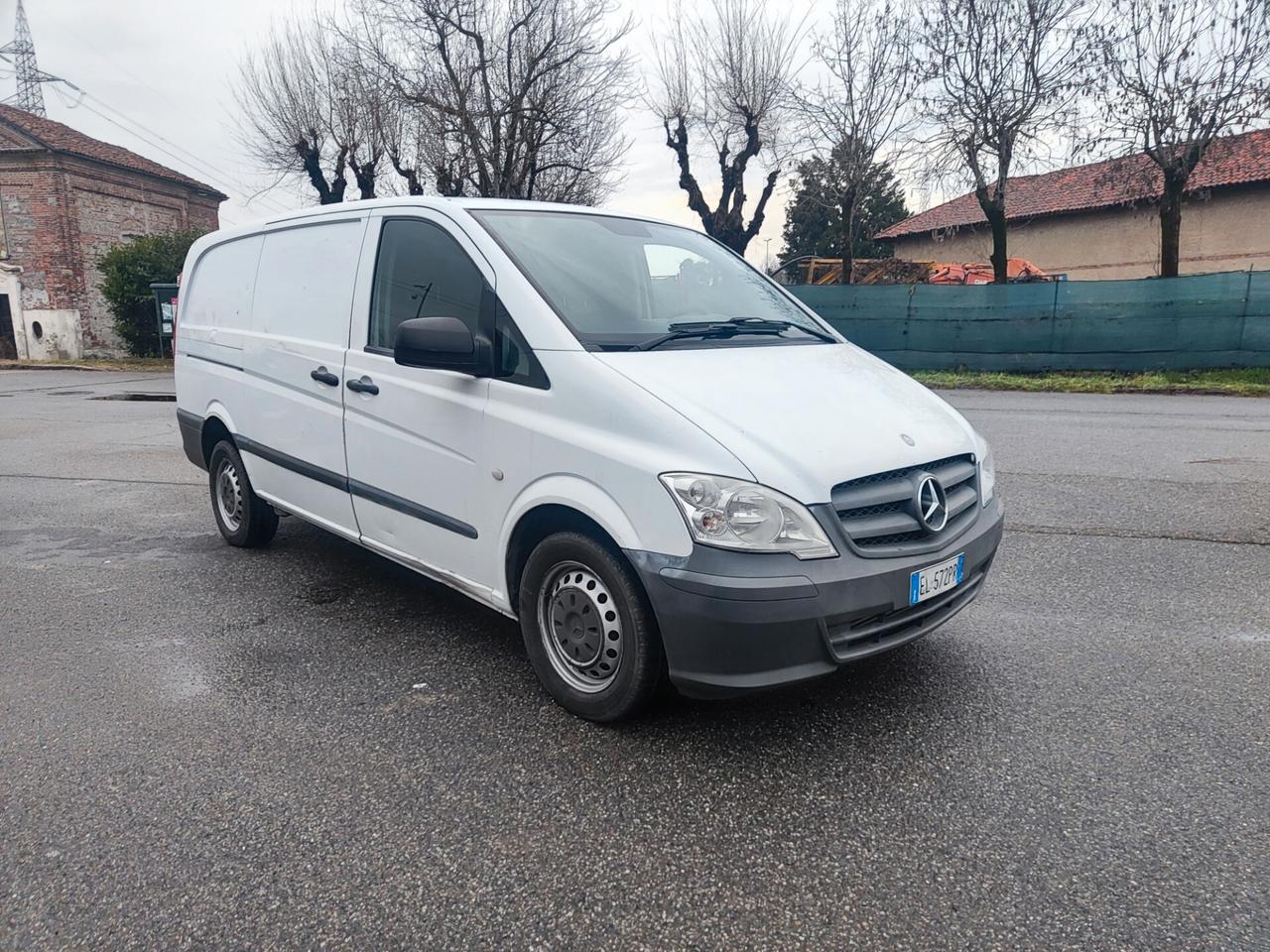 Mercedes Benz Vito