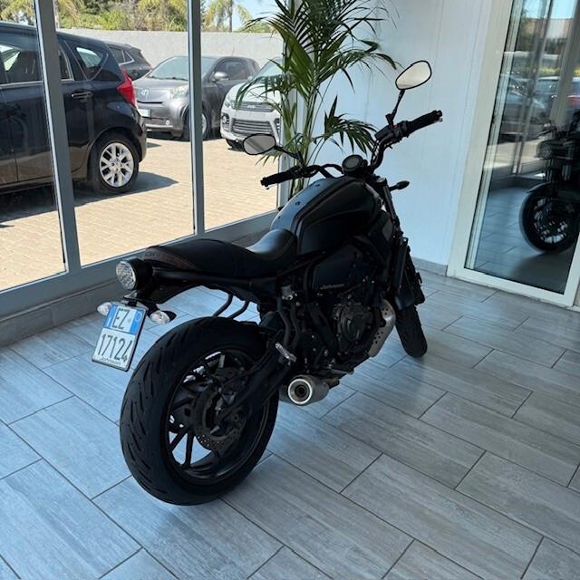 YAMAHA XSR 700