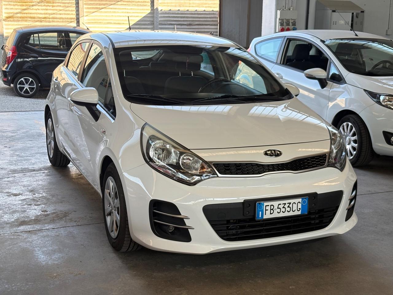 Kia Rio 1.2 CVVT 5p. Cool