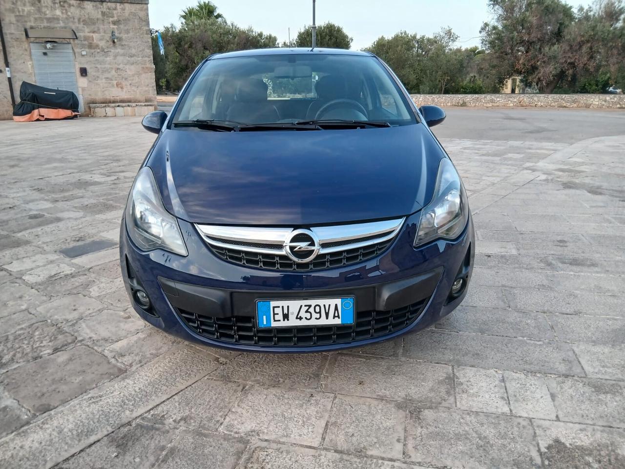 Opel Corsa 1.2 85CV 3 porte GPL-TECH Edition
