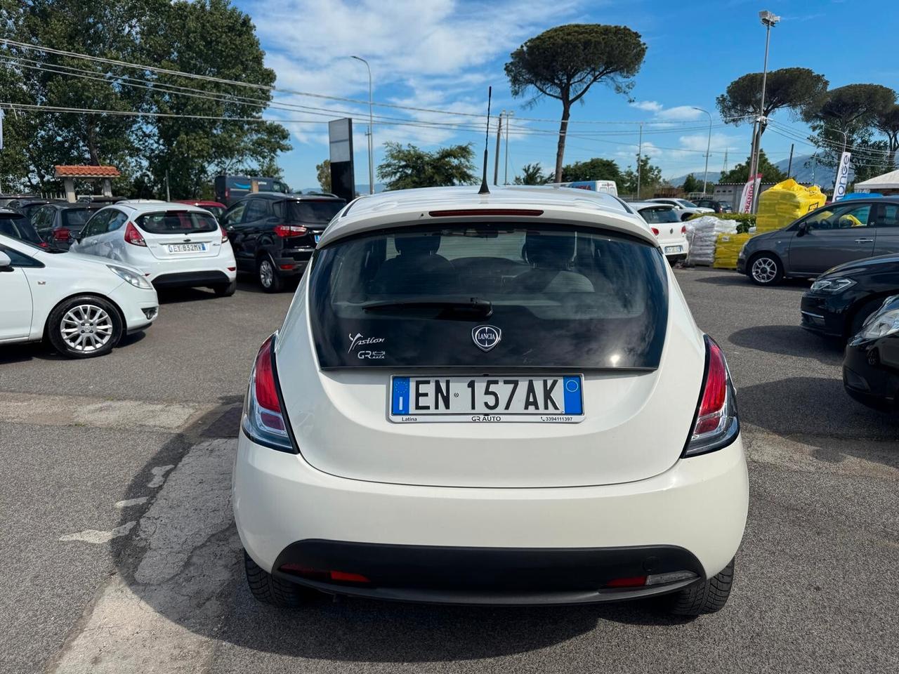 Lancia Ypsilon 1.2 BENZINA 69CV S&S SILVER 2012