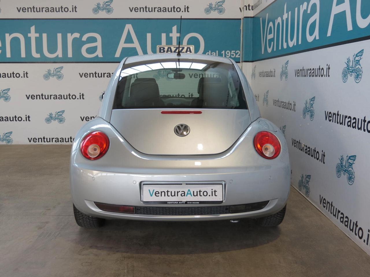 Volkswagen New Beetle 1.6 102 CV