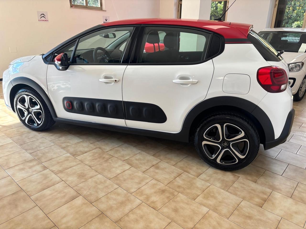 CITROEN C3 ANNO 2017 DS 1.6 ADATTA NEOPATENTATI KM 130 MILA