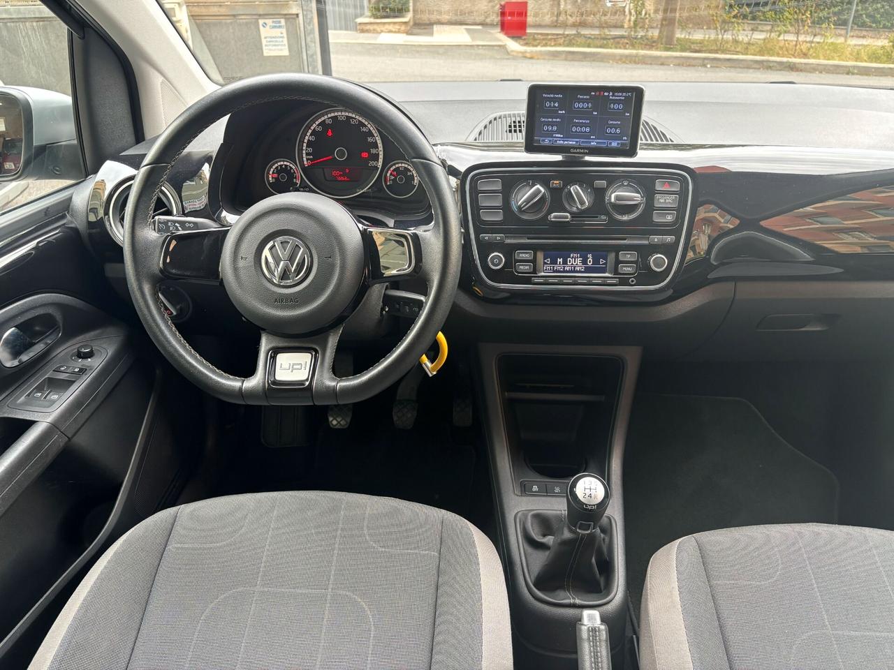 Volkswagen up! 1.0 75 CV 5p. cross PREZZO REALE TAGLIANDI VW