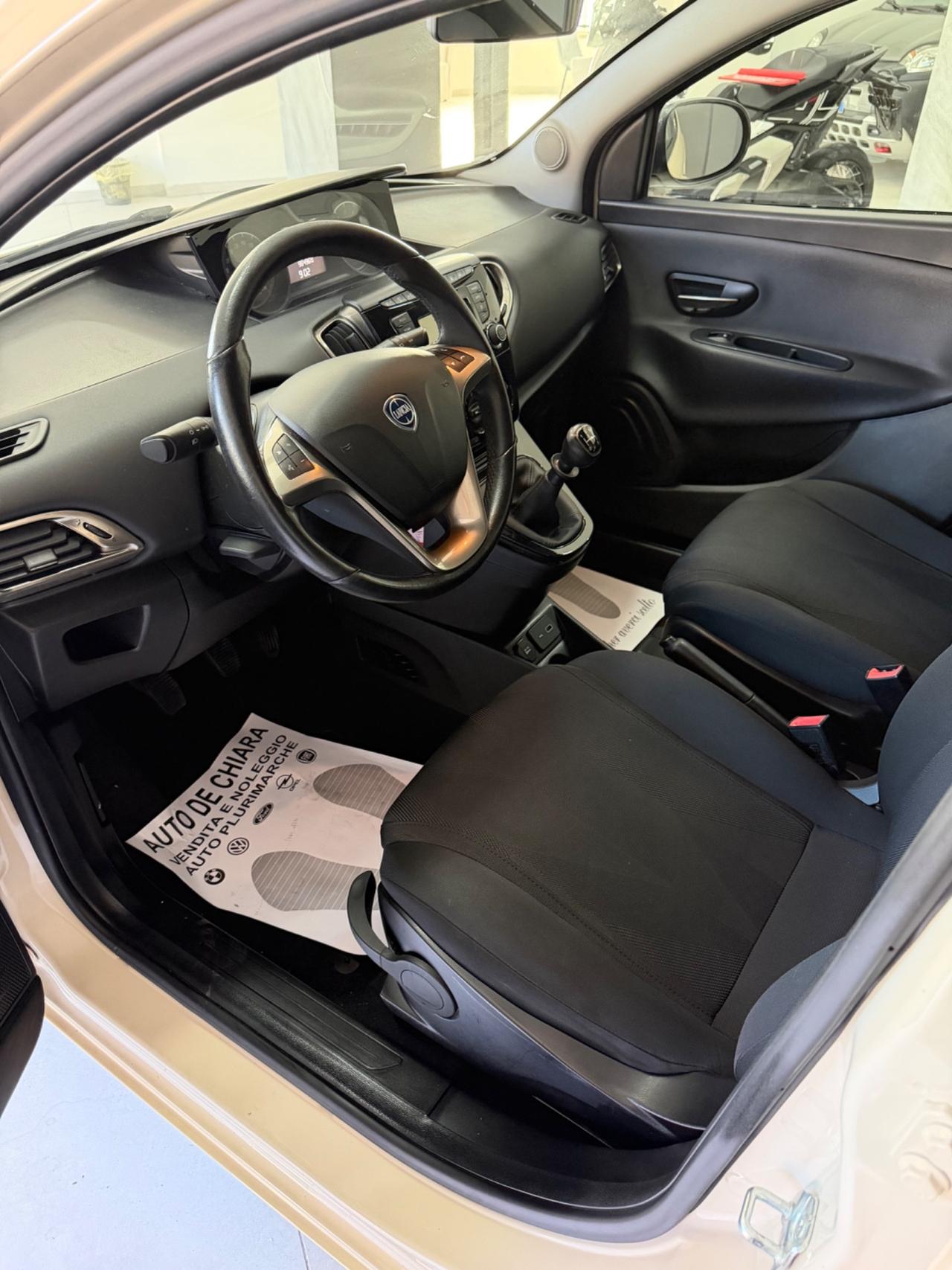 Lancia Ypsilon 1.2 GPL