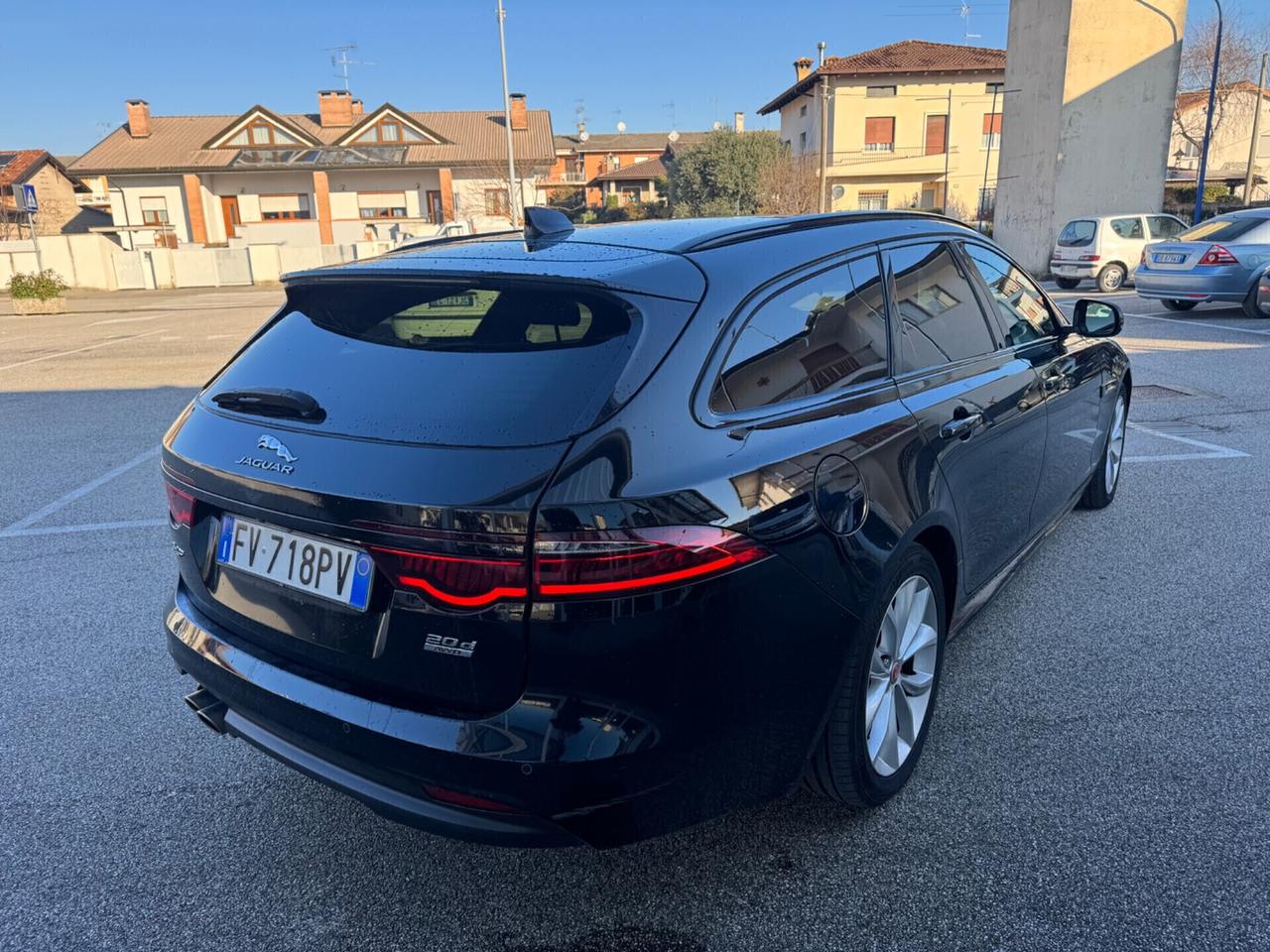 Jaguar XF Sportbrake 2.0D 180CV AWD R-Sport