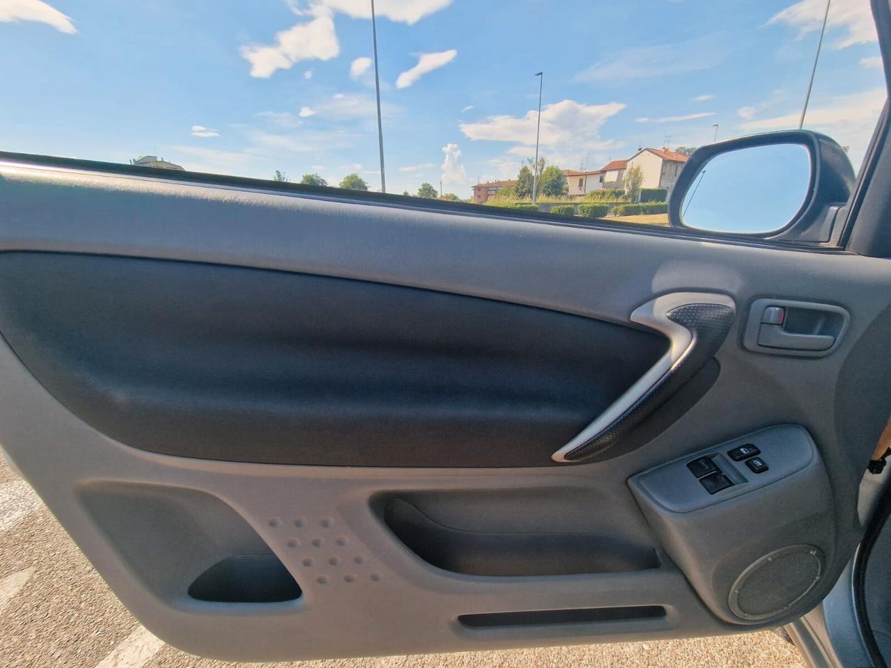 Toyota RAV 4 RAV4 2.0 16V cat 3 porte Sol MAI USATA COME FUORISTRADA