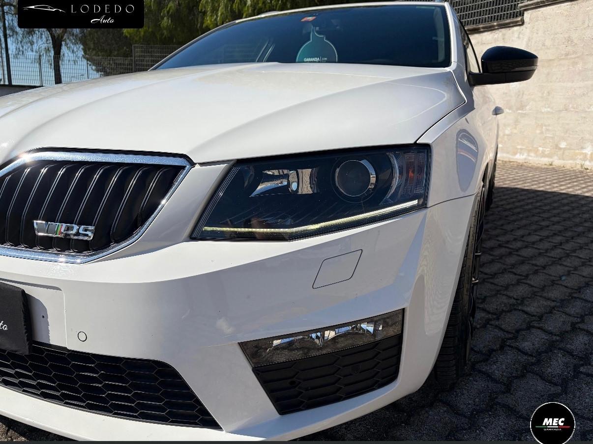 Skoda Octavia 2.0 TDI Wagon RS - 2013 “Bellissima”