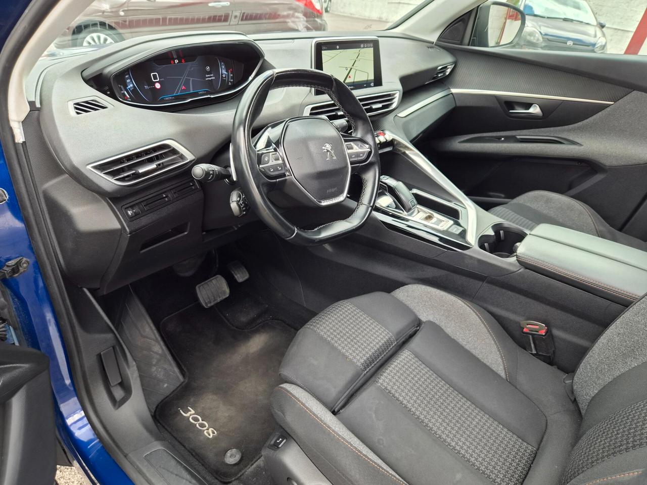 Peugeot 3008 BlueHDi 130 S&S EAT8 Allure