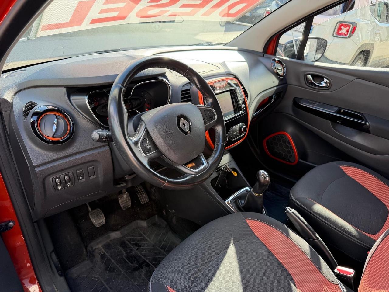 Renault Captur dCi 8V 90 CV EDC Start&Stop Energy Iconic