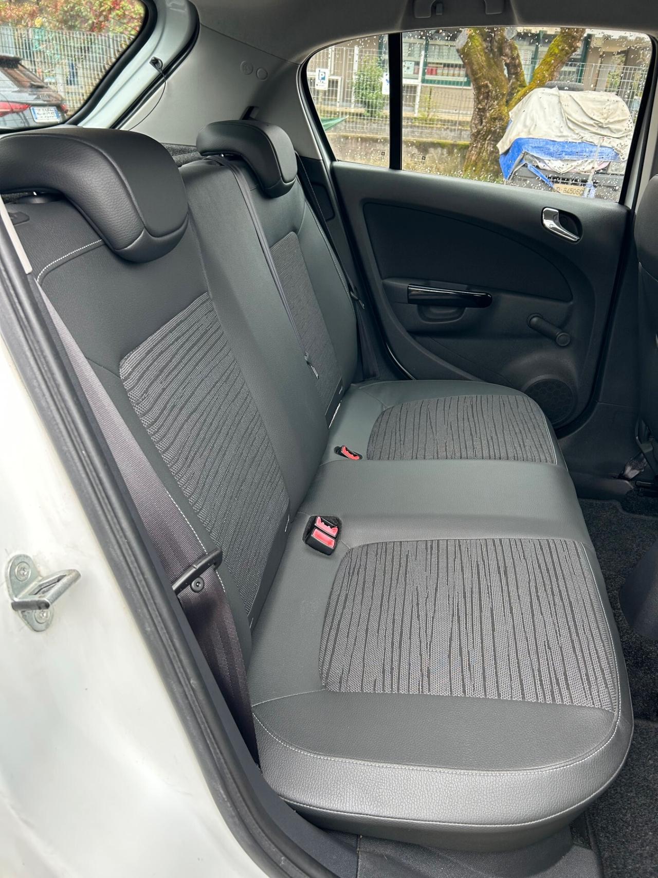 Opel Corsa 1.2 5 p UNIPROPRIETARIO-NEOPATENTATI