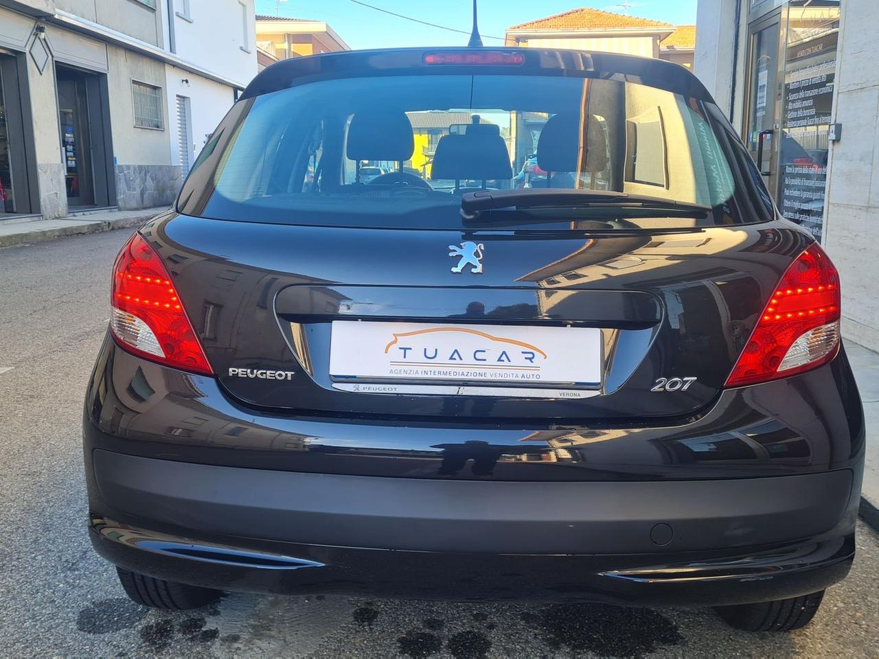 Peugeot 207 1.4 HDI FAP 70 X-Line #8141