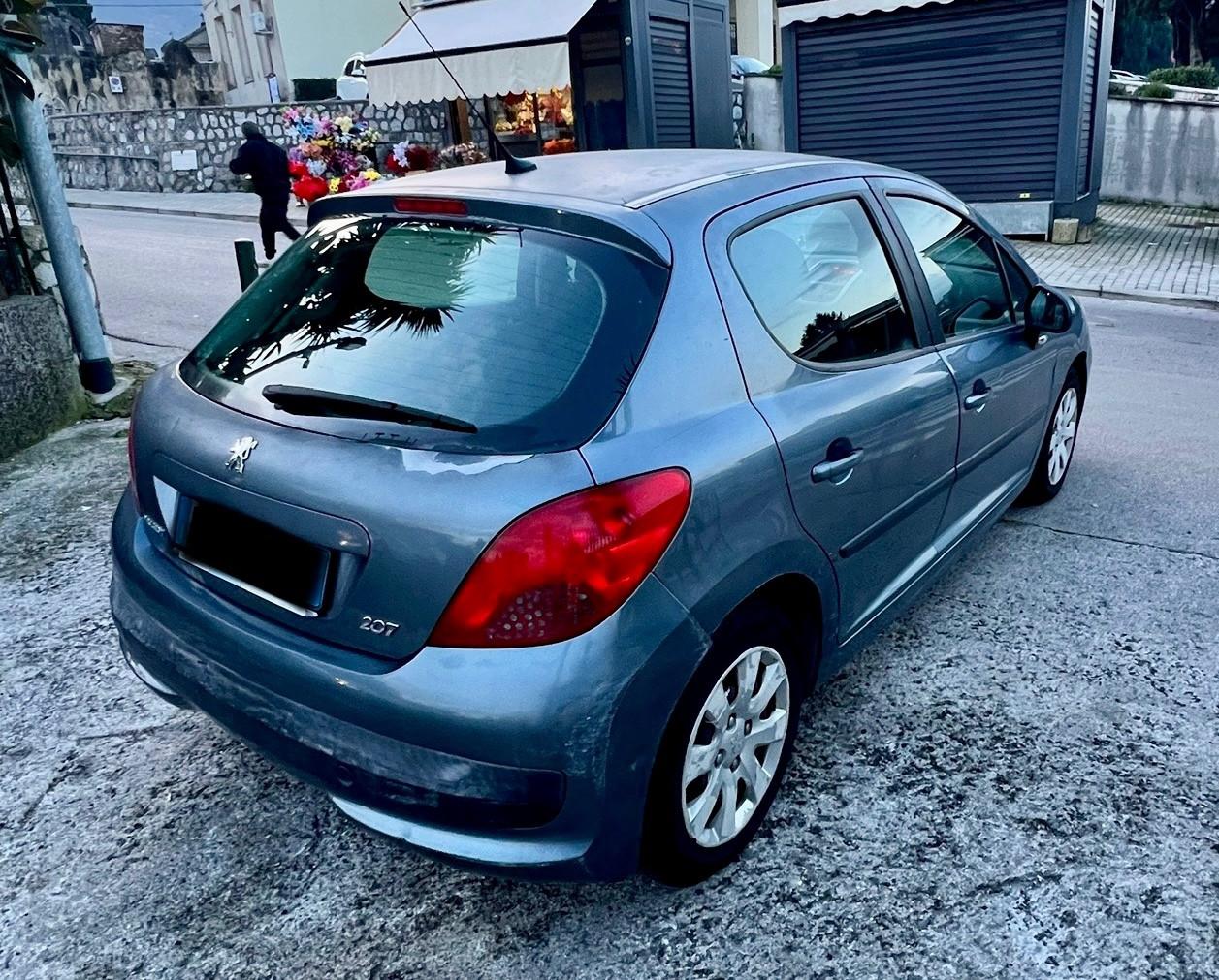 Peugeot 207 1.4 HDi 70CV 5p.
