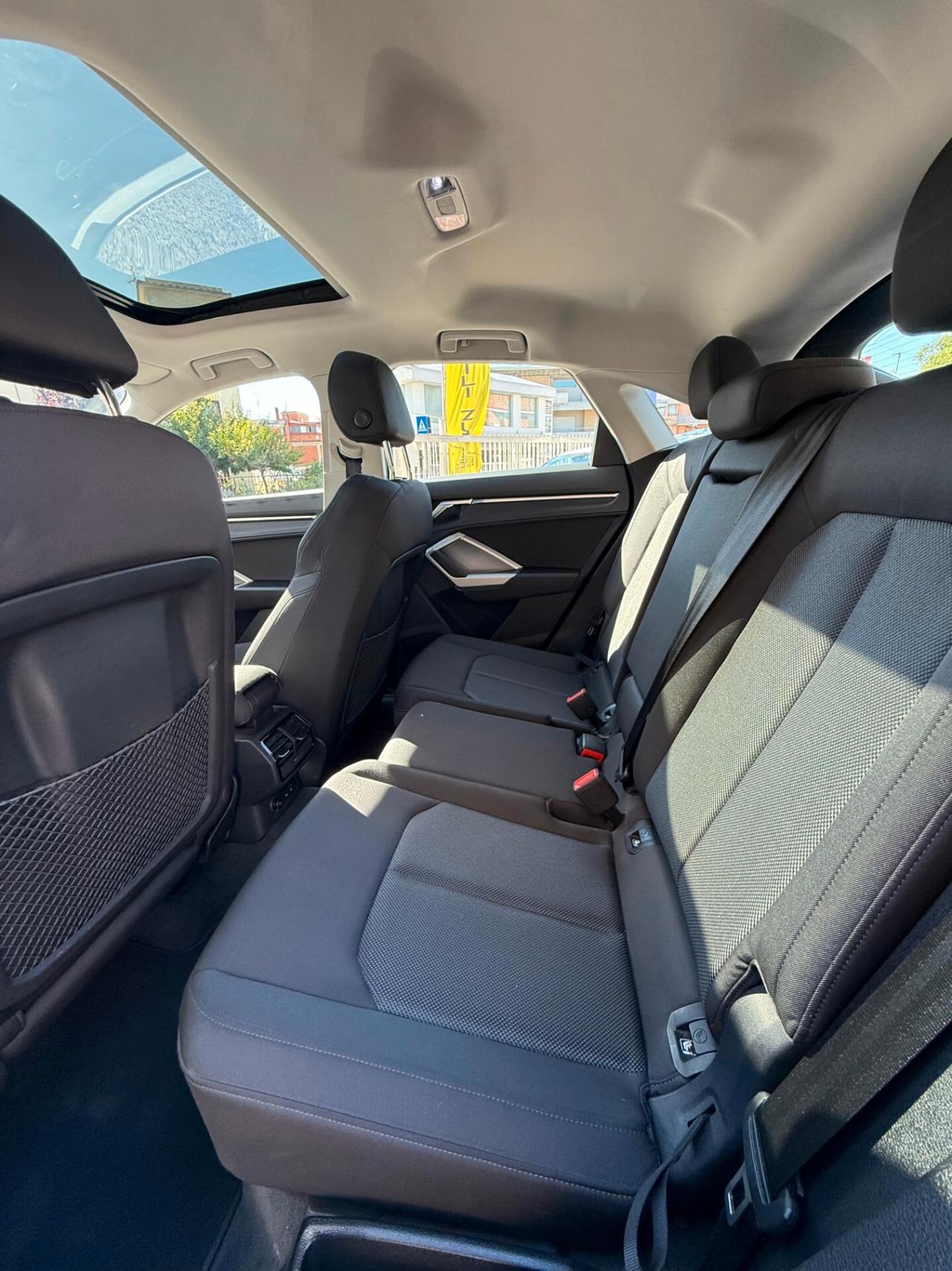 AUDI Q3 SPORTBACK S LINE *UNICO PROPRIETARIO*