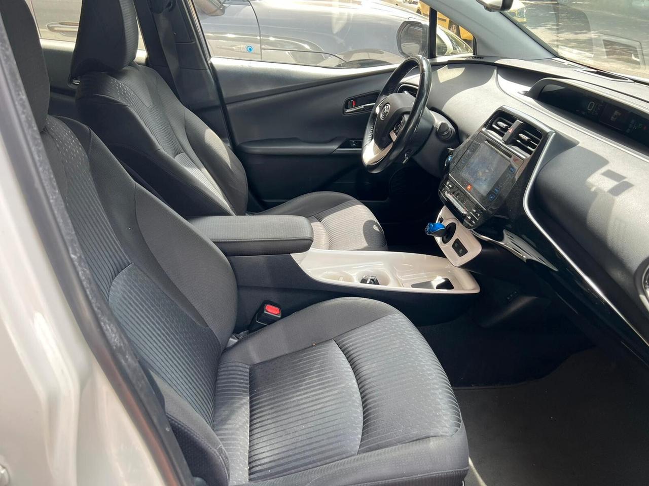 Toyota Prius 1.8 Style BIANCA