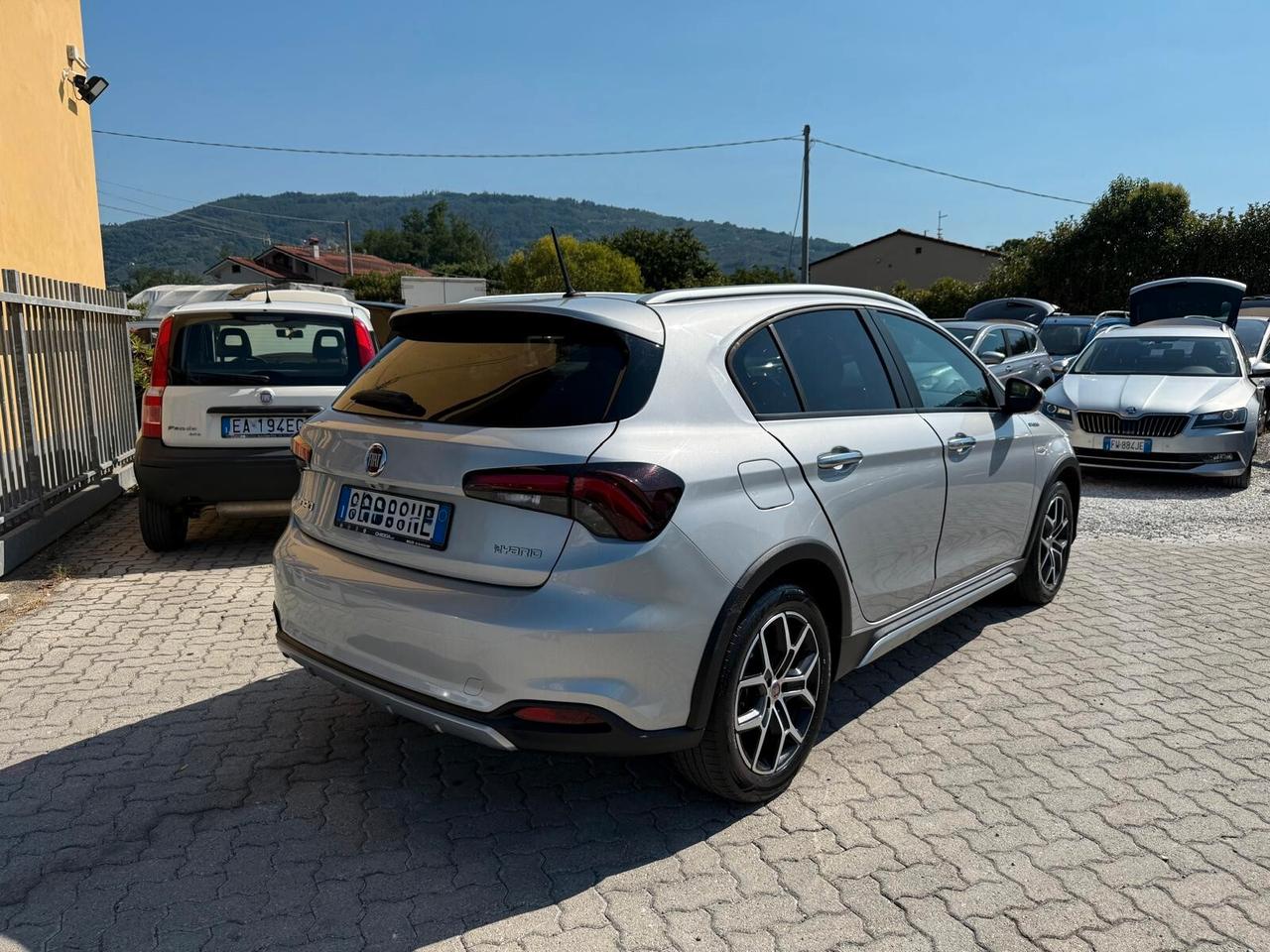 Fiat Tipo 1.5 Hybrid DCT 5 porte Cross