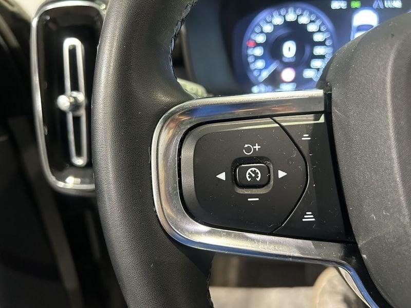 Volvo XC40 B4 AWD automatico Core