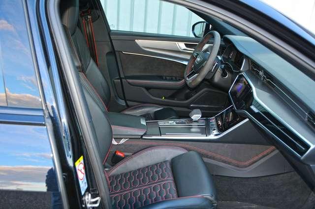 Audi RS6 Avant 4.0 mhev CARBO-22"-FULL SPEED