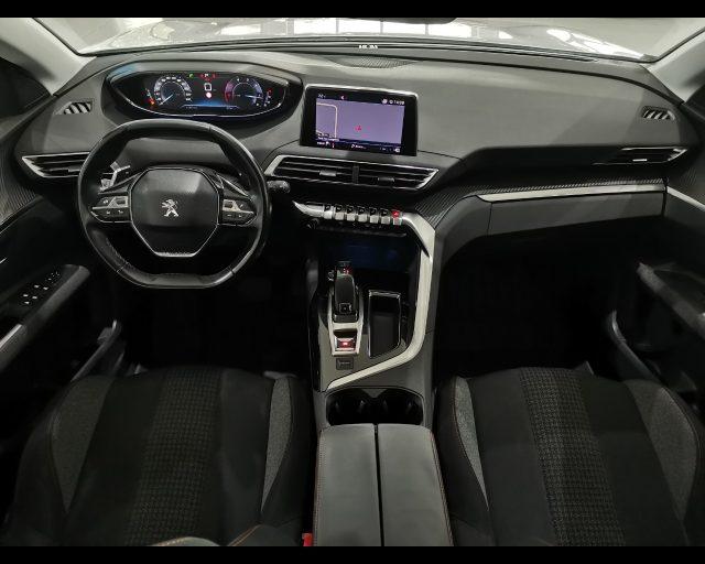PEUGEOT 5008 BlueHDi 120 S&S EAT6 Business