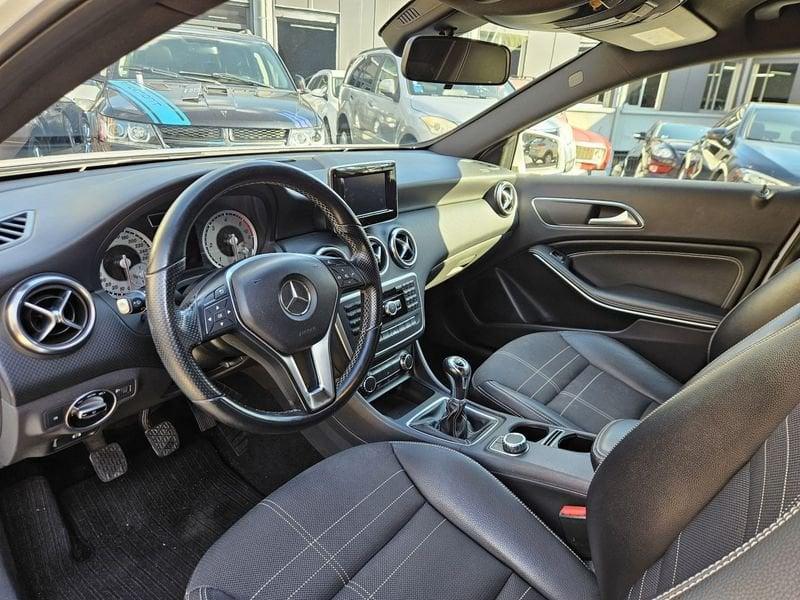 Mercedes-Benz Classe A A 180 cdi Dark Night edition