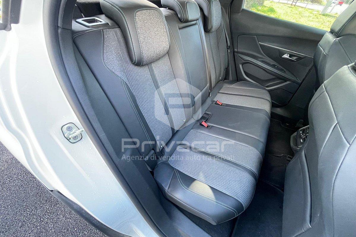 PEUGEOT 3008 BlueHDi 130 S&S Allure Pack