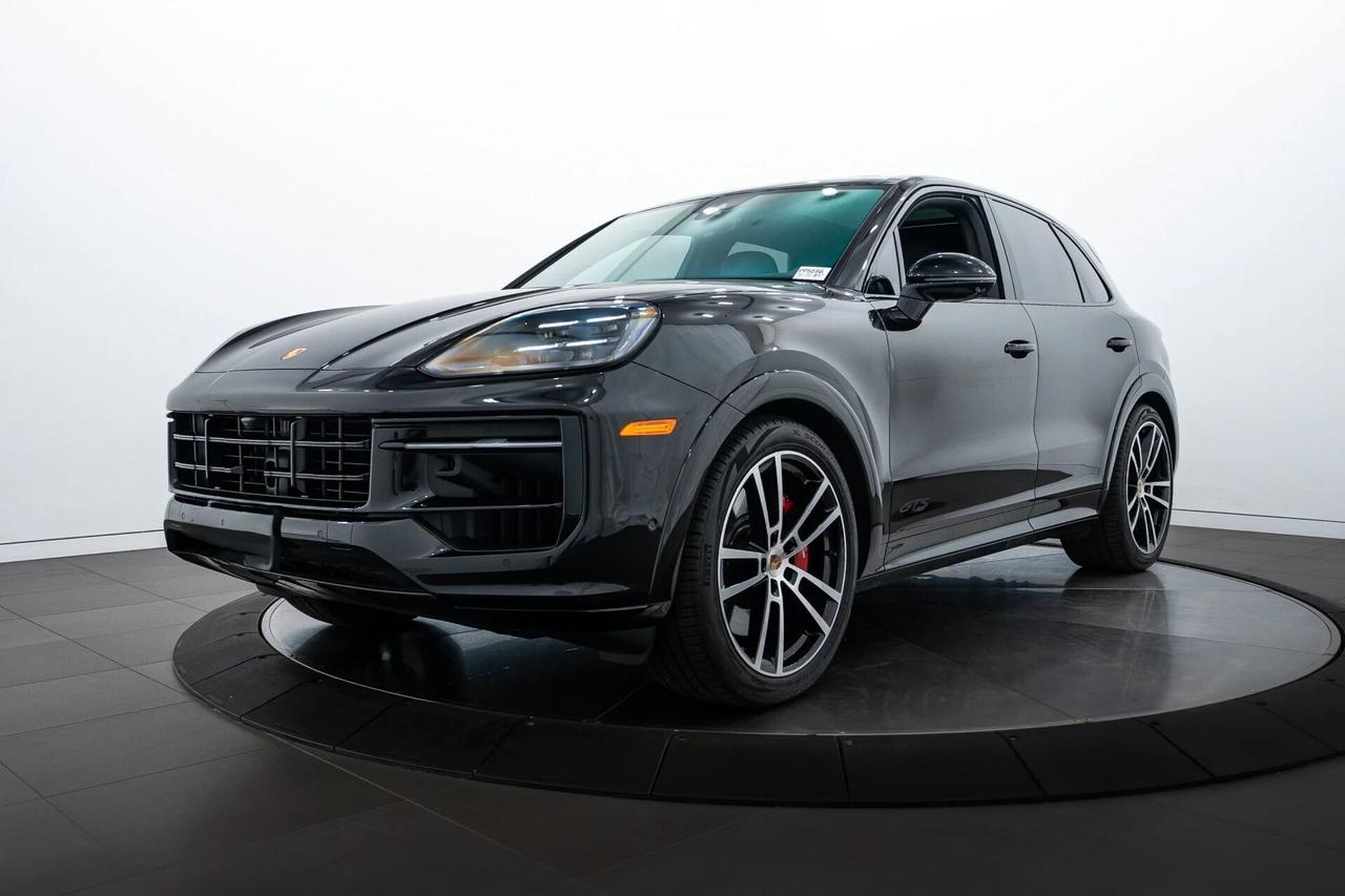 Porsche Cayenne 4.0 GTS NOLEGGIO LUNGO TERMINE - LEASING FULL INCLUSIVE