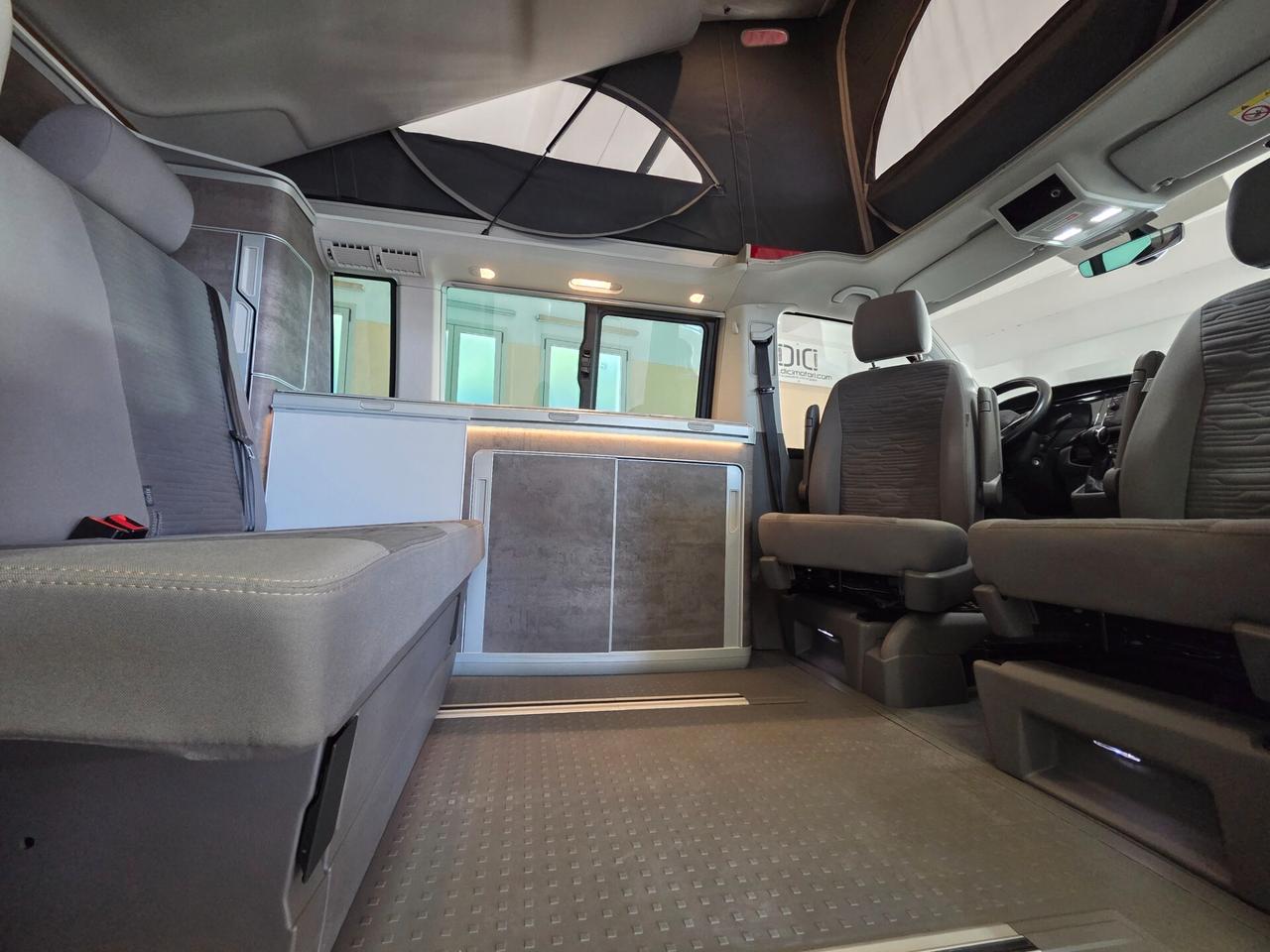 Volkswagen California OCEAN 4motion 4x4 DSG gancio led uniprop italiano