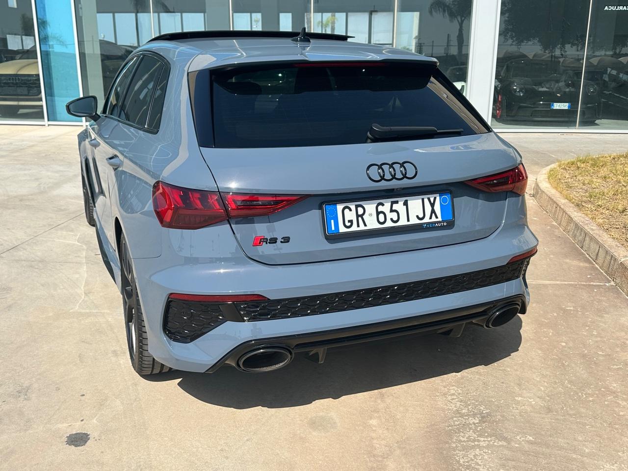 Audi RS3 2.5 tfsi possibilità noleggio no scoring