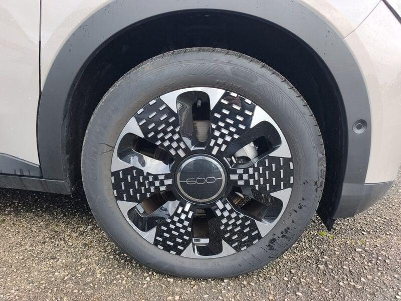 FIAT 600 IV 2023 1.2 hybrid La Prima 110cv auto