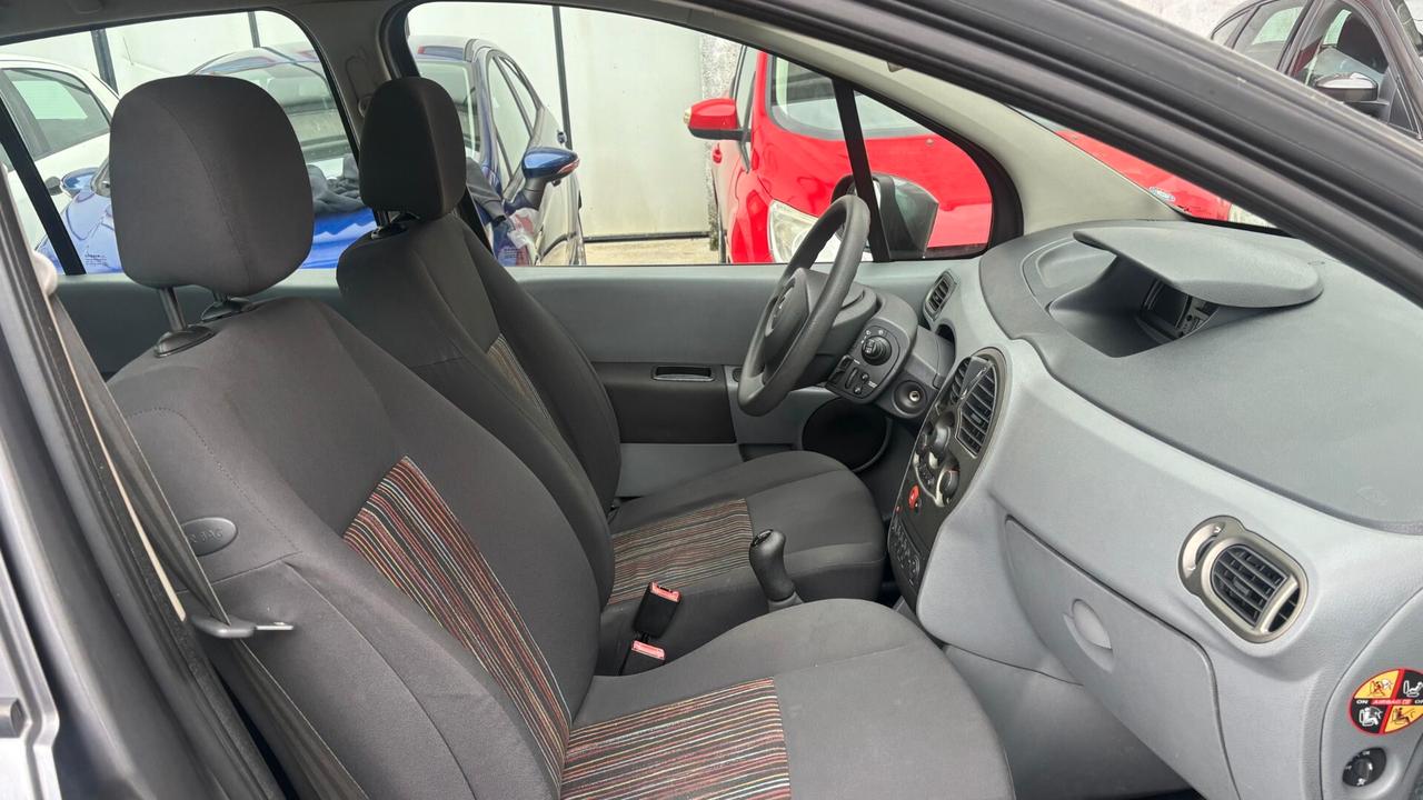 Renault Modus 1.5 dCi 85CV Dynamique