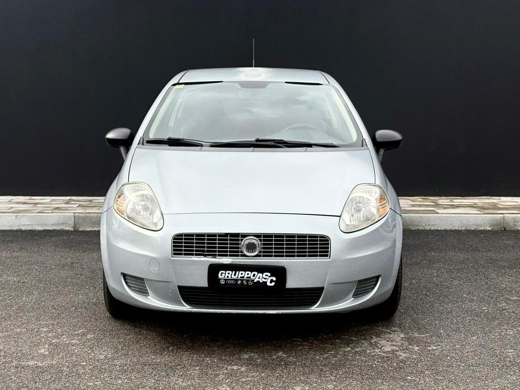 Fiat Grande Punto 3 Porte 1.2 BENZ 65 CV 3 P Dynamic ADATTA NEOPATENTATI