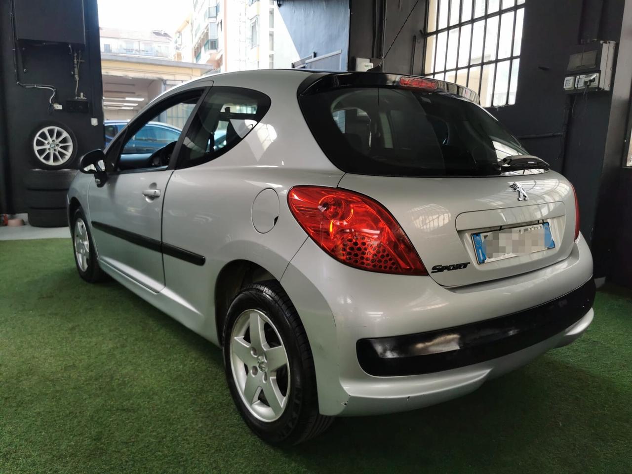 Peugeot 207 1.4 VTi 95CV SPORT GARANZIA 12 MESI