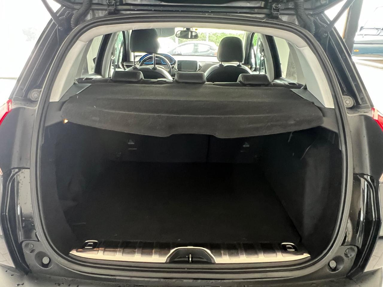 Peugeot 2008 BlueHDi 120 S&S Allure