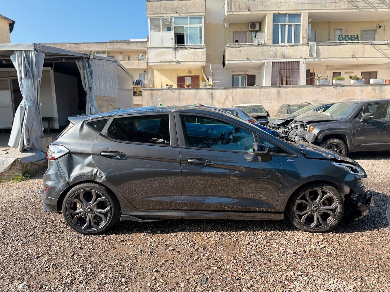 Ford Fiesta 1.5 EcoBlue 5 porte Vignale sinistrata