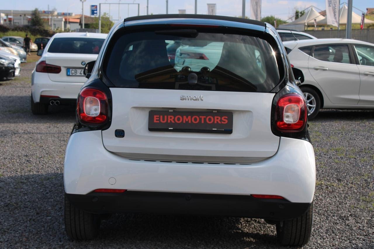 Smart ForTwo Tua A SOLI 186€ al mese Anticipo Zero