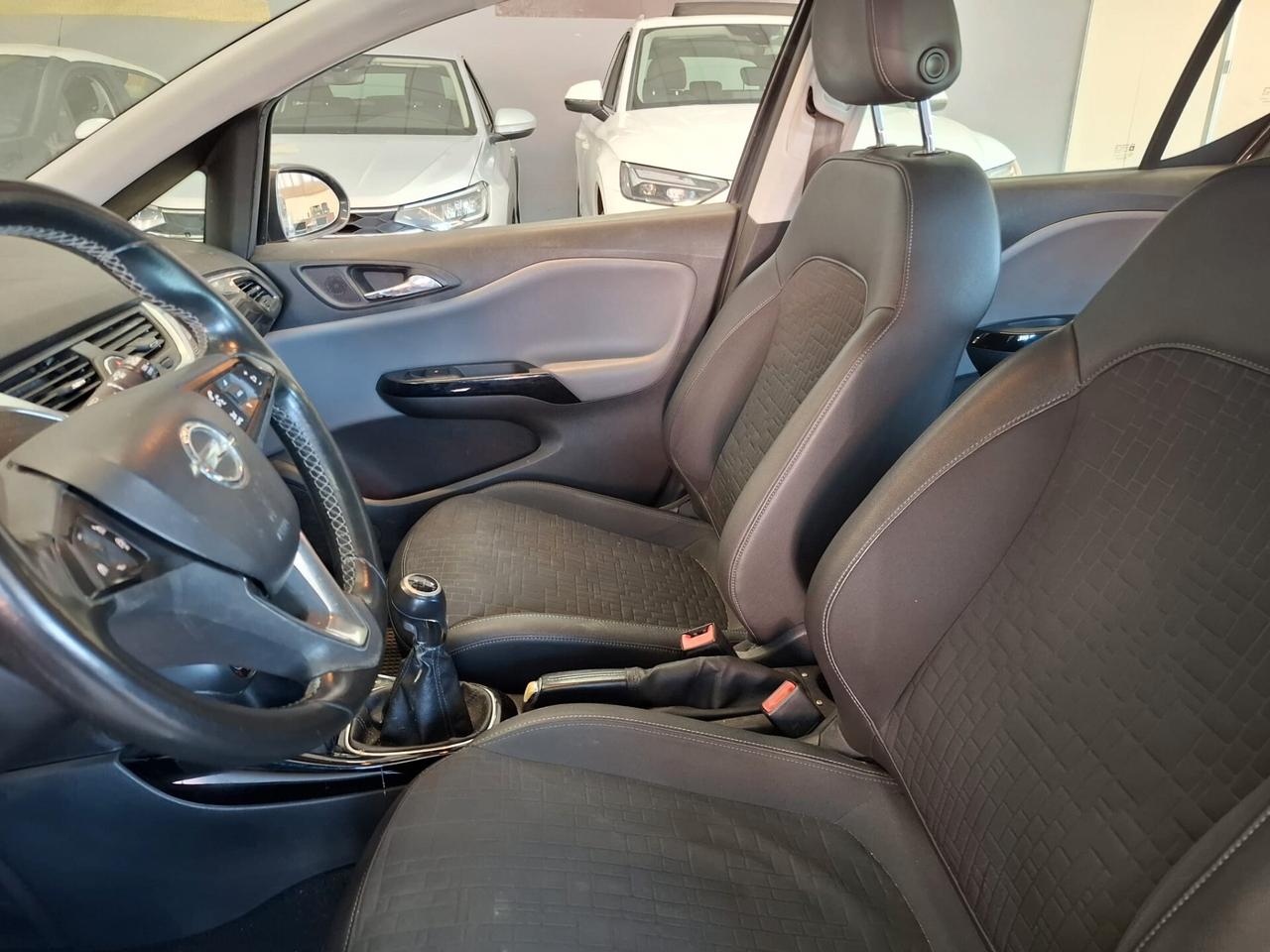 Opel Corsa Benz/Gpl Manuale