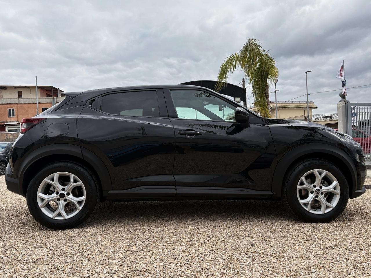 Nissan Juke 1.0 DIG-T 114 CV DCT N-Connecta