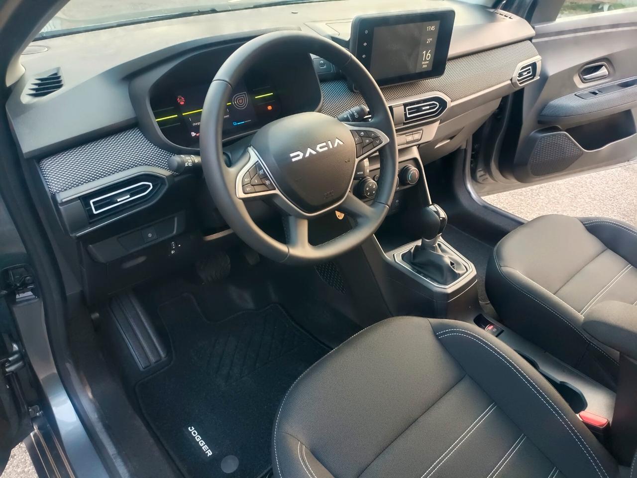 Dacia Jogger Hybrid 7 posti Expression
