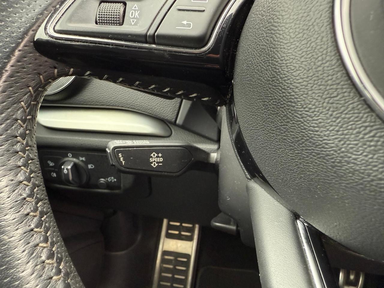 Audi A3 SPB 1.6 TDI S-Line interno esterno