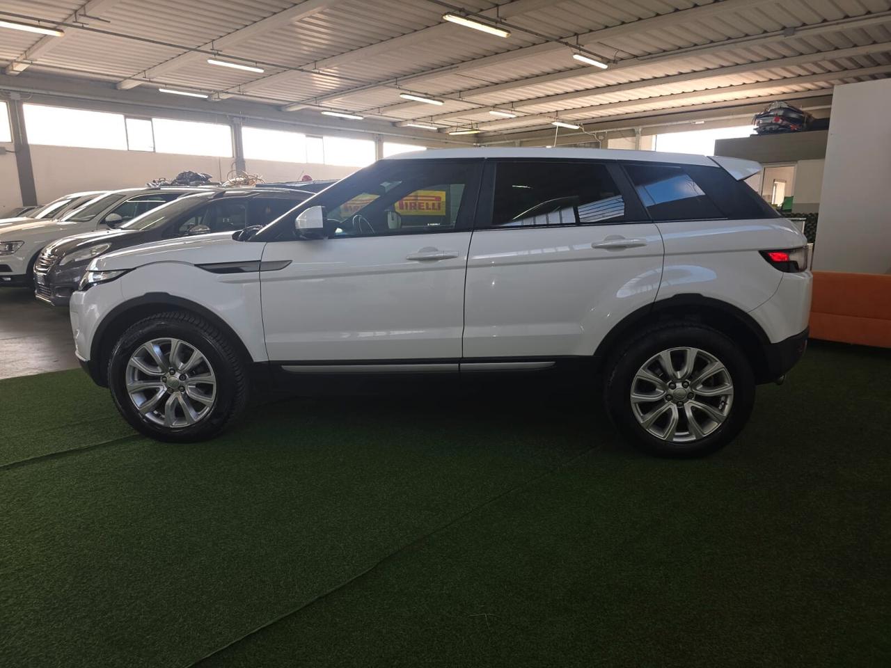 Land Rover Range Evoque 2.2 TD4 5p. Prestige