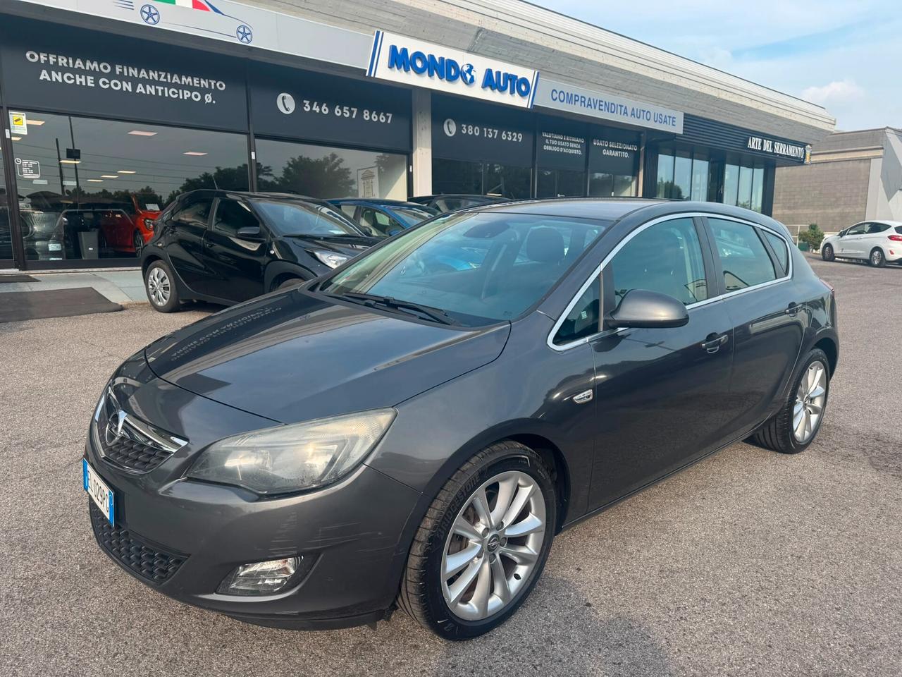 Opel Astra 2.0 CDTI 160 CV 5 porte Cosmo