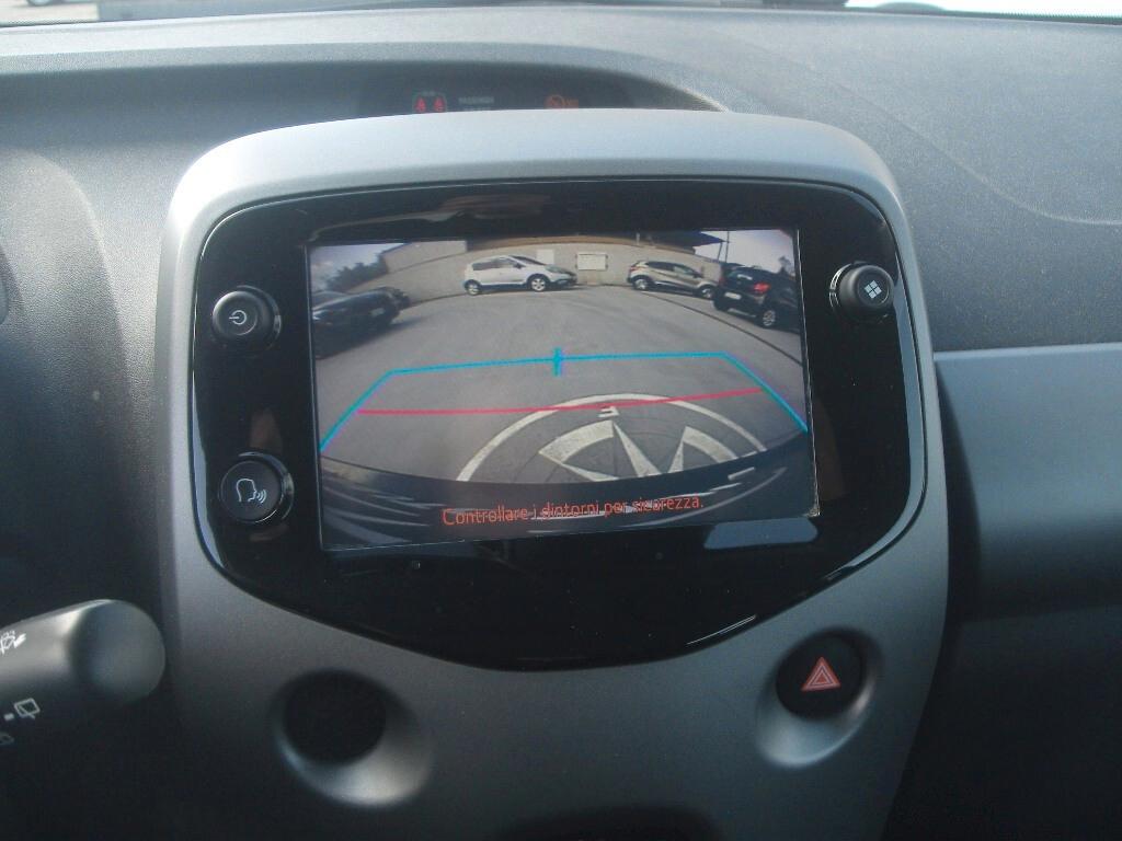 Toyota Aygo Connect 1.0 x-cool AUTOMATICA - 2020