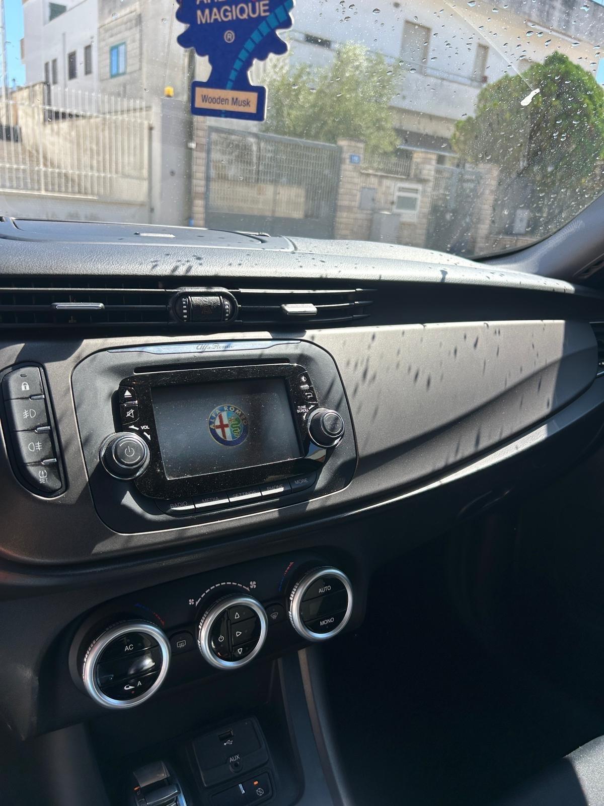Alfa Romeo Giulietta 1.6 120 CV-2015-18”/COMANDI