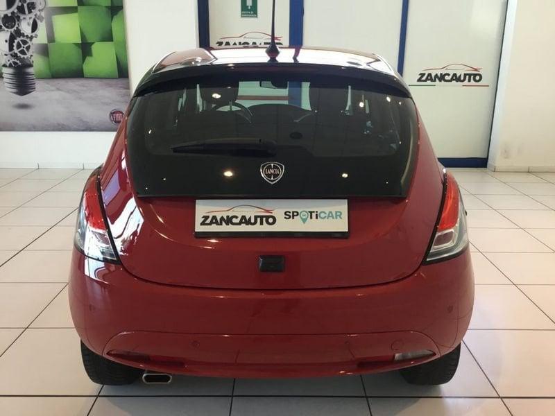 Lancia Ypsilon 1.0 FireFly 70cv Hybrid Platino
