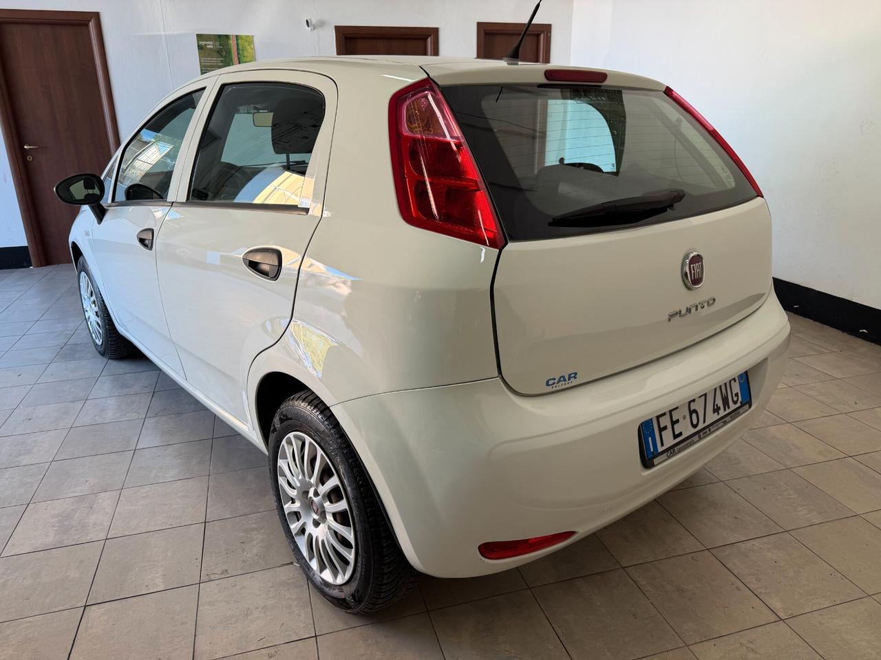 Fiat Punto 1.4 8V 5 porte GPL KM 89000 OK NEOPATENTATI