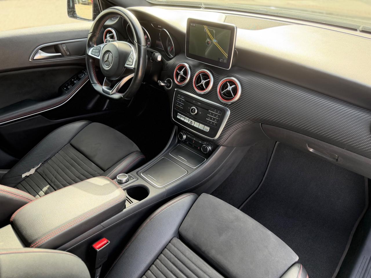 Mercedes-benz A 180 d Automatic Premium