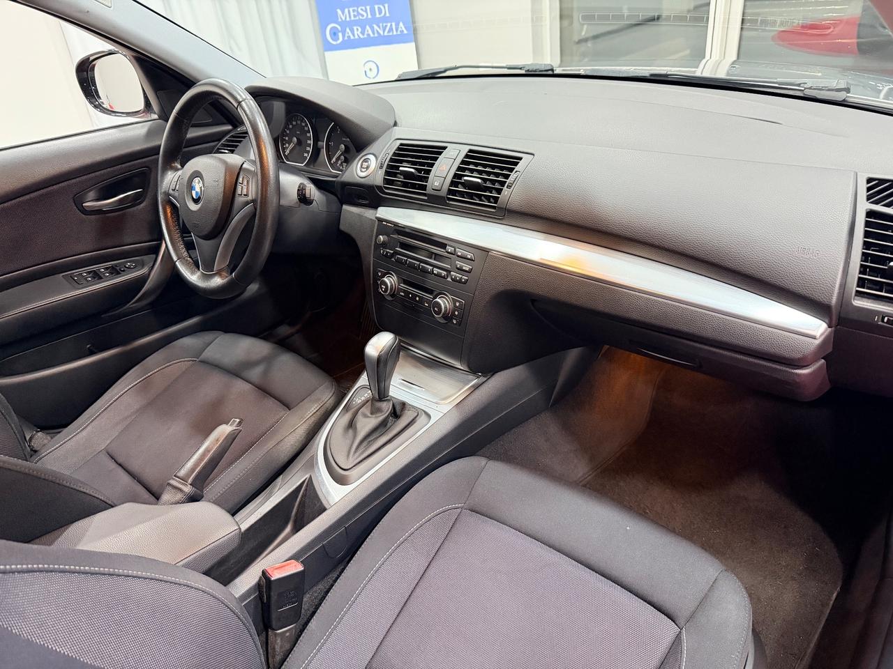 Bmw 118 118d 2.0 143CV cat 5 porte Attiva AUTOMATICA OK NEOPATENTATI