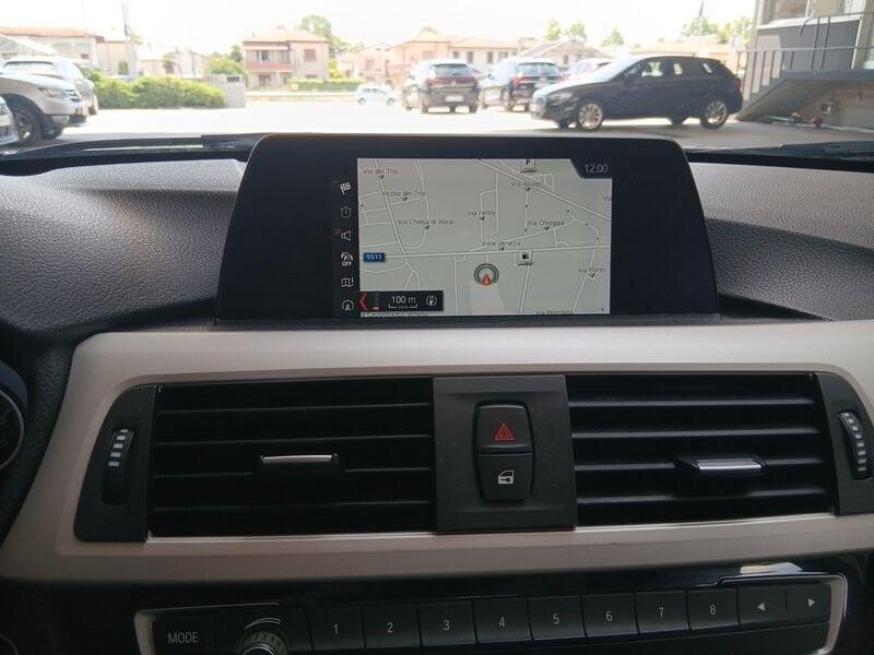 BMW Serie 3 320d Business Advantage Autom.